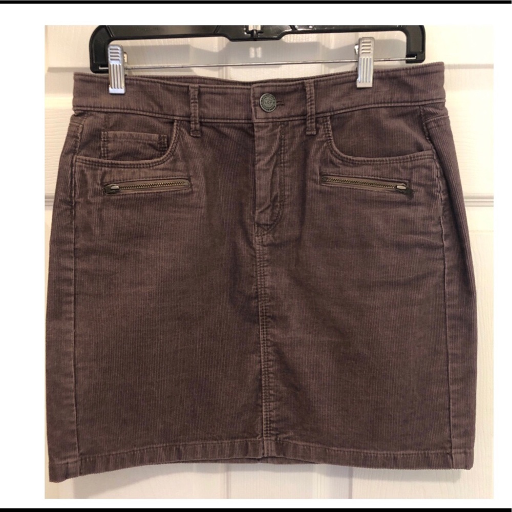 Brown corduroy skirt